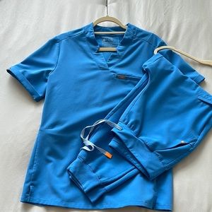 FIGS SCRUBS